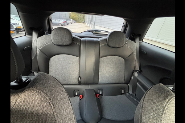 MINI Mini 1.5 Cooper / JCW Pakket / Piano Black / Carplay MINI Mini 1.5 Cooper / JCW Pakket / Piano Black / Carplay