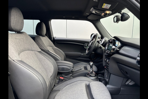 MINI Mini 1.5 Cooper / JCW Pakket / Piano Black / Carplay MINI Mini 1.5 Cooper / JCW Pakket / Piano Black / Carplay