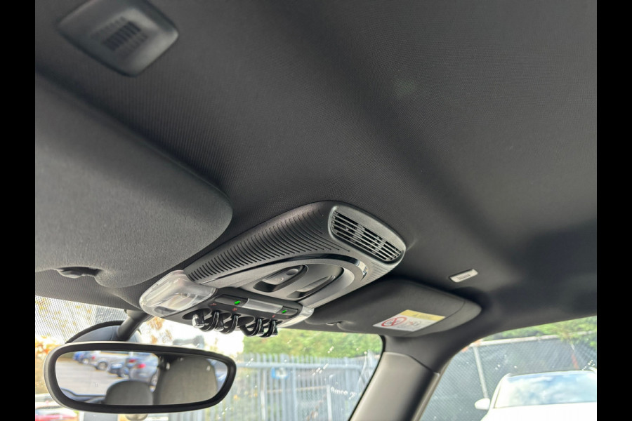 MINI Mini 1.5 Cooper / JCW Pakket / Piano Black / Carplay MINI Mini 1.5 Cooper / JCW Pakket / Piano Black / Carplay