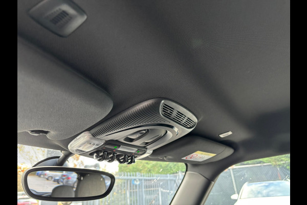 MINI Mini 1.5 Cooper / JCW Pakket / Piano Black / Carplay MINI Mini 1.5 Cooper / JCW Pakket / Piano Black / Carplay