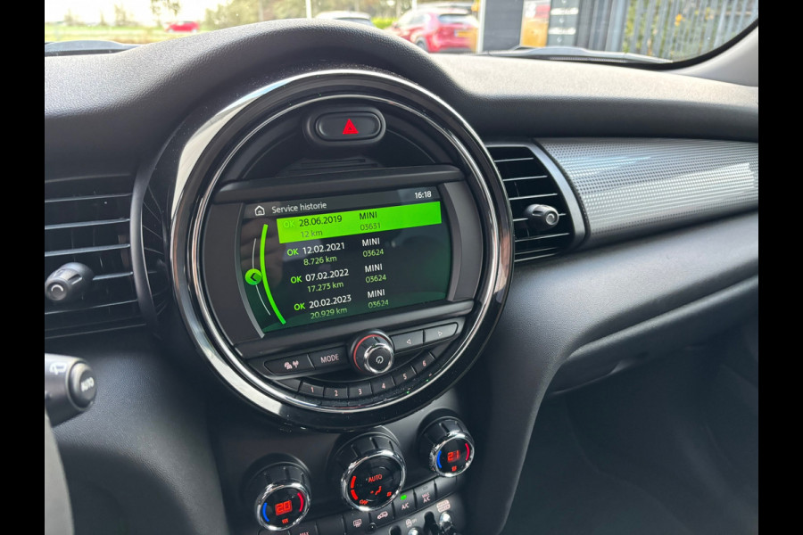 MINI Mini 1.5 Cooper / JCW Pakket / Piano Black / Carplay MINI Mini 1.5 Cooper / JCW Pakket / Piano Black / Carplay