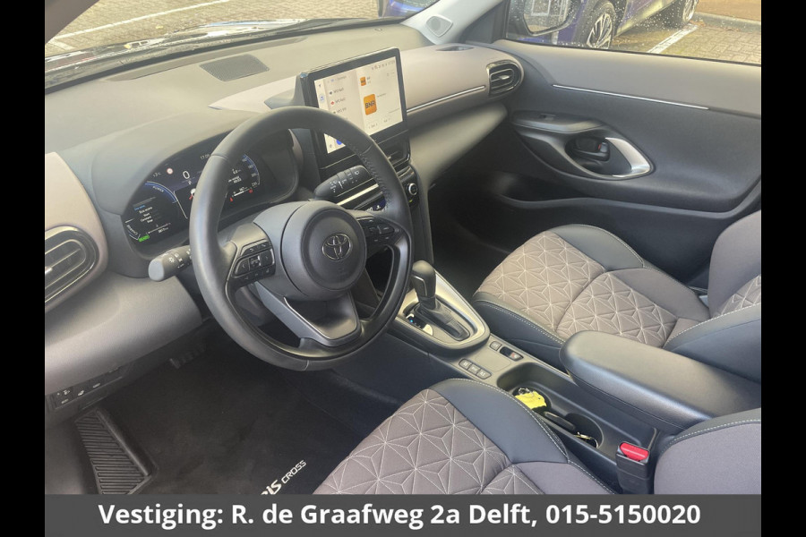 Toyota Yaris Cross 1.5 Hybrid 130 Executive | Stuur- & Stoelverwarming | Dodehoek detectie | Parkeersensoren | Navigatie