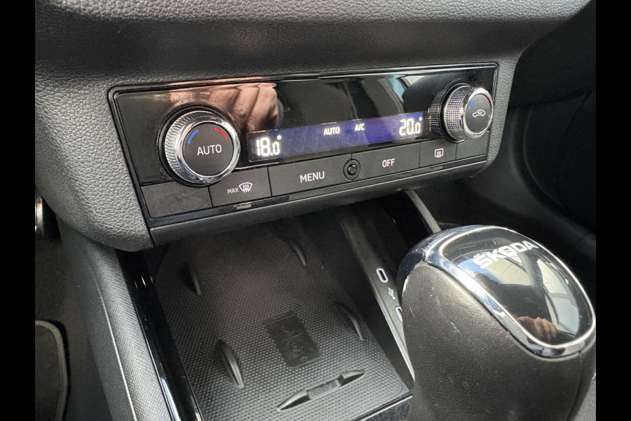 Škoda Kamiq 1.0 TSI 115pk DSG Sport Business CLIMA/CRUISE/DAB/CARPLAY/PDC/TREKHAAK