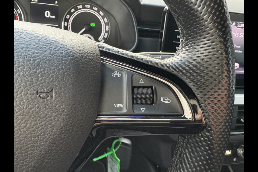 Škoda Kamiq 1.0 TSI 115pk DSG Sport Business CLIMA/CRUISE/DAB/CARPLAY/PDC/TREKHAAK