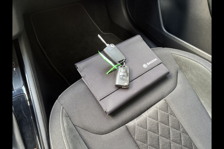 Škoda Kamiq 1.0 TSI 115pk DSG Sport Business CLIMA/CRUISE/DAB/CARPLAY/PDC/TREKHAAK