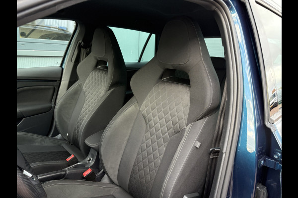 Škoda Kamiq 1.0 TSI 115pk DSG Sport Business CLIMA/CRUISE/DAB/CARPLAY/PDC/TREKHAAK