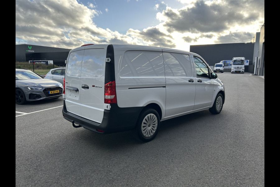 Mercedes-Benz Vito 116 CDI L2 Pro 2500KG Trekhaak / MBUX / Camera / Navigatie / Cruise control / Airco / Achterdeuren