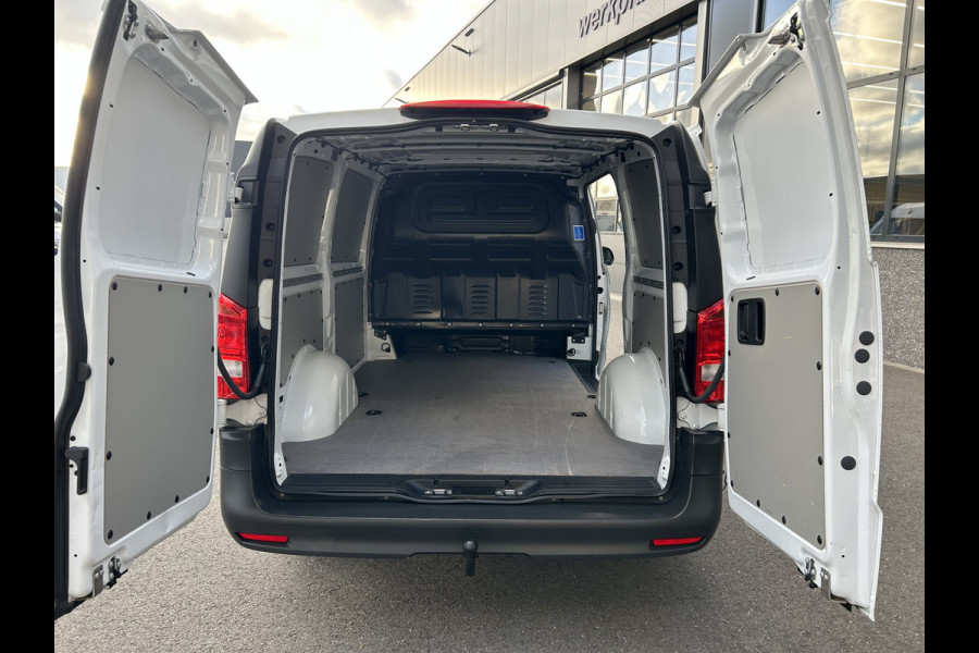 Mercedes-Benz Vito 116 CDI L2 Pro 2500KG Trekhaak / MBUX / Camera / Navigatie / Cruise control / Airco / Achterdeuren