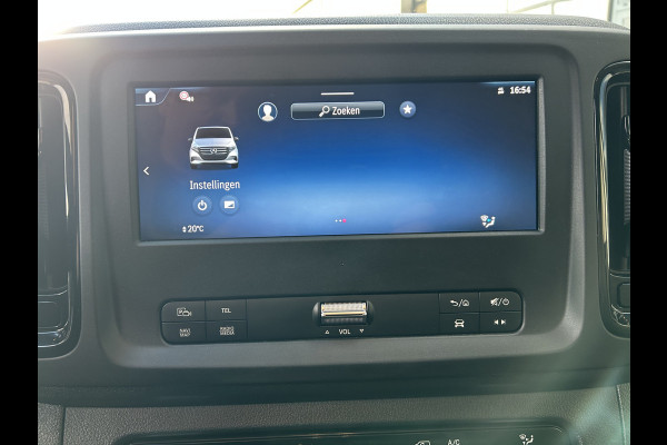 Mercedes-Benz Vito 116 CDI L2 Pro 2500KG Trekhaak / MBUX / Camera / Navigatie / Cruise control / Airco / Achterdeuren