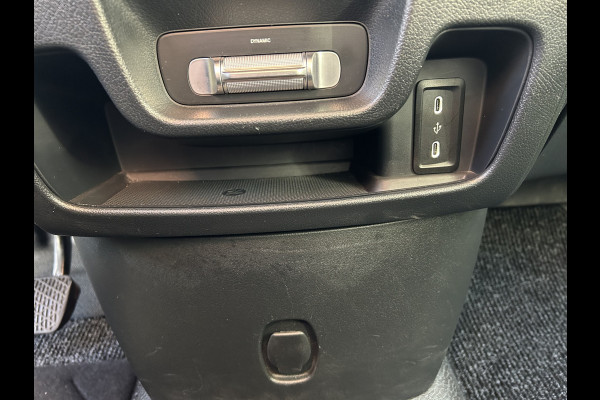 Mercedes-Benz Vito 116 CDI L2 Pro 2500KG Trekhaak / MBUX / Camera / Navigatie / Cruise control / Airco / Achterdeuren