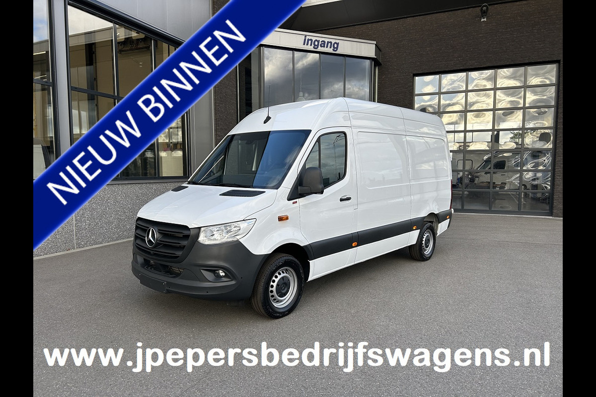 Mercedes-Benz Sprinter 317 CDI L2 H2 Automaat / 360 Camera / MBUX / Navigatie / Cruise control / Airco / 270 Graden achterdeuren Mercedes-Benz Sprinter 317 CDI L2 H2 Automaat / 360 Camera / MBUX / Navigatie / Cruise control / Airco / 270 Graden achterdeuren