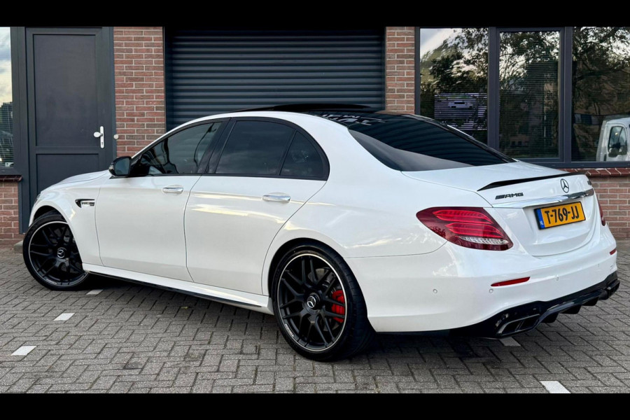 Mercedes-Benz E-Klasse E63S AMG 4MATIC 612PK Head-Up 3D Burmester Pano Luchtvering Voll
