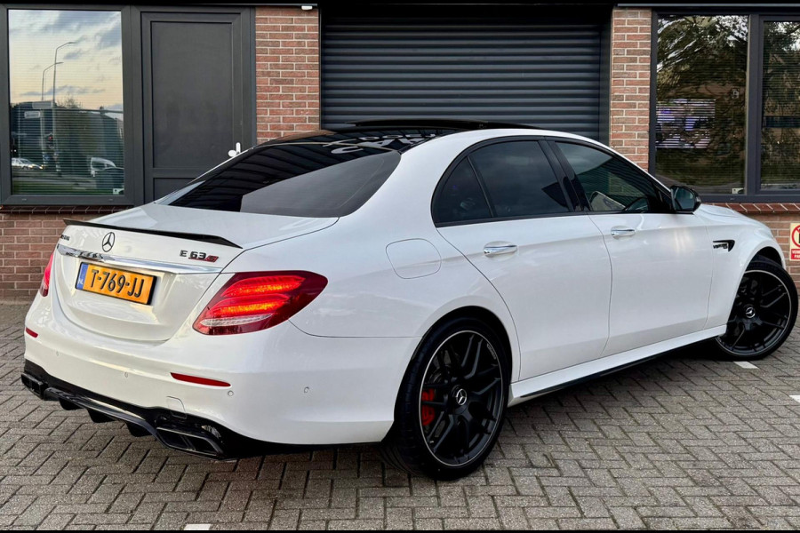 Mercedes-Benz E-Klasse E63S AMG 4MATIC 612PK Head-Up 3D Burmester Pano Luchtvering Voll