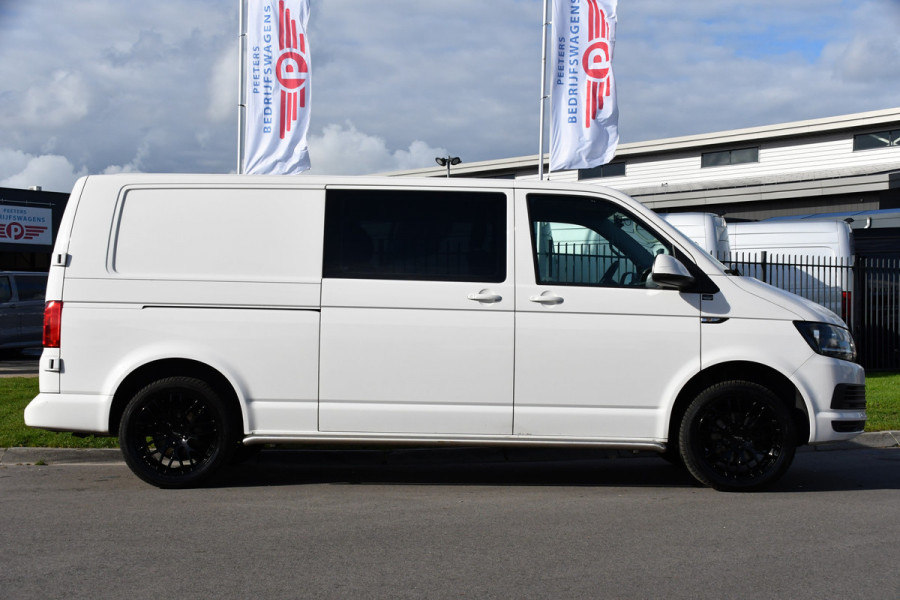 Volkswagen Transporter 2.0 TDI L2H1 DC PB Edition Carplay, Trekhaak, Airco, 150pk, Multimedia, Euro 6,Uniek! Volkswagen Transporter 2.0 TDI L2H1 DC PB Edition Carplay, Trekhaak, Airco, 150pk, Multimedia, Euro 6,Uniek!
