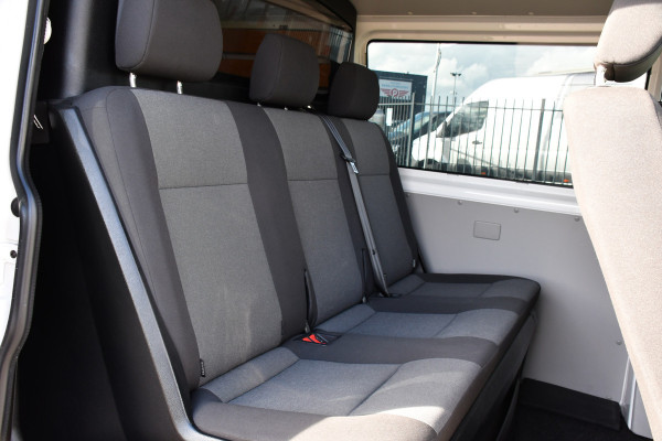 Volkswagen Transporter 2.0 TDI L2H1 DC PB Edition Carplay, Trekhaak, Airco, 150pk, Multimedia, Euro 6,Uniek! Volkswagen Transporter 2.0 TDI L2H1 DC PB Edition Carplay, Trekhaak, Airco, 150pk, Multimedia, Euro 6,Uniek!