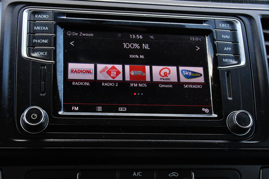Volkswagen Transporter 2.0 TDI L2H1 DC PB Edition Carplay, Trekhaak, Airco, 150pk, Multimedia, Euro 6,Uniek! Volkswagen Transporter 2.0 TDI L2H1 DC PB Edition Carplay, Trekhaak, Airco, 150pk, Multimedia, Euro 6,Uniek!