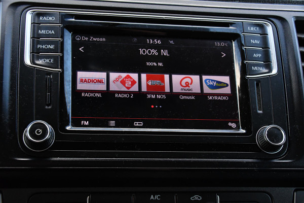 Volkswagen Transporter 2.0 TDI L2H1 DC PB Edition Carplay, Trekhaak, Airco, 150pk, Multimedia, Euro 6,Uniek! Volkswagen Transporter 2.0 TDI L2H1 DC PB Edition Carplay, Trekhaak, Airco, 150pk, Multimedia, Euro 6,Uniek!