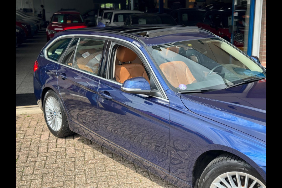BMW 3 Serie Touring 320i Luxury 2019 AUT NAVI LEDER 1e Eig!