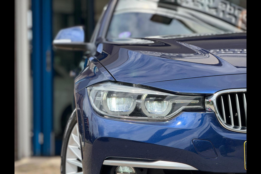 BMW 3 Serie Touring 320i Luxury 2019 AUT NAVI LEDER 1e Eig!