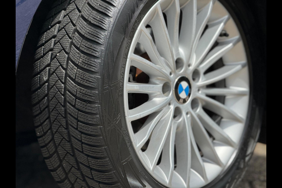 BMW 3 Serie Touring 320i Luxury 2019 AUT NAVI LEDER 1e Eig!