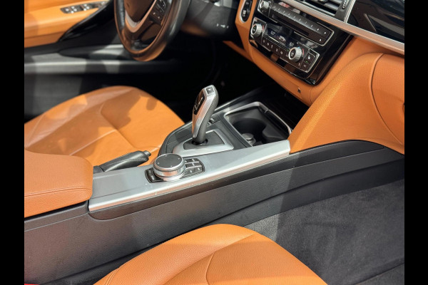 BMW 3 Serie Touring 320i Luxury 2019 AUT NAVI LEDER 1e Eig!