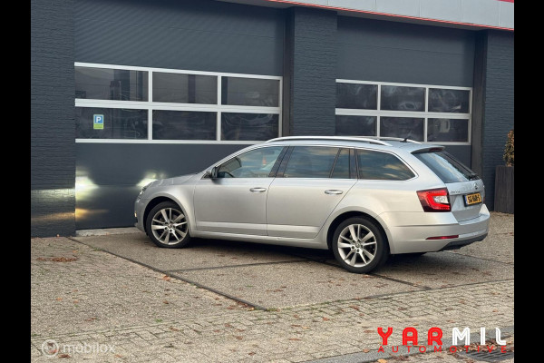 Škoda Octavia Combi 1.0 TSI Greentech Style Business NAP DEALER ONDERHOUDEN Škoda Octavia Combi 1.0 TSI Greentech Style Business NAP DEALER ONDERHOUDEN