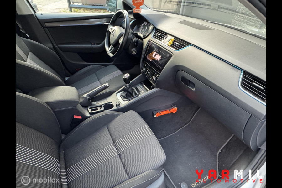 Škoda Octavia Combi 1.0 TSI Greentech Style Business NAP DEALER ONDERHOUDEN Škoda Octavia Combi 1.0 TSI Greentech Style Business NAP DEALER ONDERHOUDEN