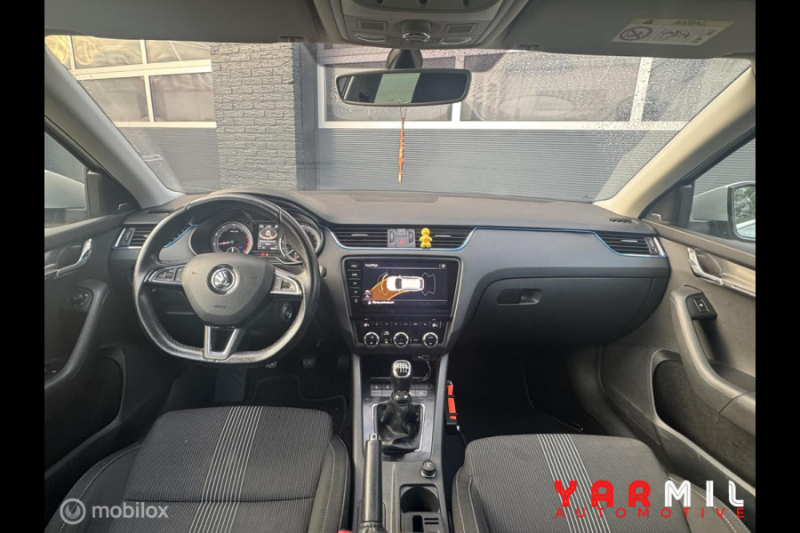 Škoda Octavia Combi 1.0 TSI Greentech Style Business NAP DEALER ONDERHOUDEN Škoda Octavia Combi 1.0 TSI Greentech Style Business NAP DEALER ONDERHOUDEN