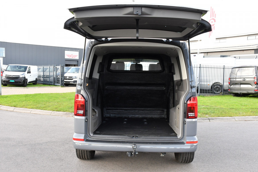 Volkswagen Transporter 2.0 TDI L2H1 DC Caravelle Full options! Adaptieve Cruise, Virtual, Carplay, LED, 204PK, 2 x Schuifdeur, Clima, Stoelverwarming, Trekhaak, Uniek! Bulli Volkswagen Transporter 2.0 TDI L2H1 DC Caravelle Full options! Adaptieve Cruise, Virtual, Carplay, LED, 204PK, 2 x Schuifdeur, Clima, Stoelverwarming, Trekhaak, Uniek! Bulli
