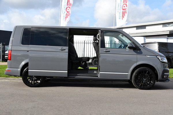 Volkswagen Transporter 2.0 TDI L2H1 DC Caravelle Full options! Adaptieve Cruise, Virtual, Carplay, LED, 204PK, 2 x Schuifdeur, Clima, Stoelverwarming, Trekhaak, Uniek! Bulli Volkswagen Transporter 2.0 TDI L2H1 DC Caravelle Full options! Adaptieve Cruise, Virtual, Carplay, LED, 204PK, 2 x Schuifdeur, Clima, Stoelverwarming, Trekhaak, Uniek! Bulli