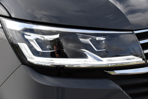 Volkswagen Transporter 2.0 TDI L2H1 DC Caravelle Full options! Adaptieve Cruise, Virtual, Carplay, LED, 204PK, 2 x Schuifdeur, Clima, Stoelverwarming, Trekhaak, Uniek! Bulli Volkswagen Transporter 2.0 TDI L2H1 DC Caravelle Full options! Adaptieve Cruise, Virtual, Carplay, LED, 204PK, 2 x Schuifdeur, Clima, Stoelverwarming, Trekhaak, Uniek! Bulli