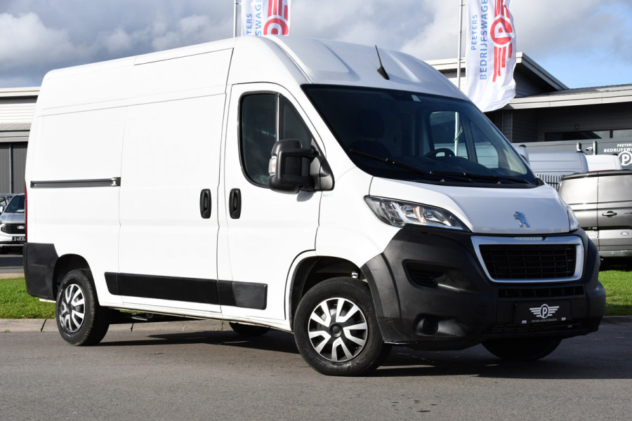 Peugeot Boxer 2.2 BlueHDi 120 L2H2 Premium Cruise, NAVI, Sensoren, Trekhaak, Multimedia, 120pk, Uniek!