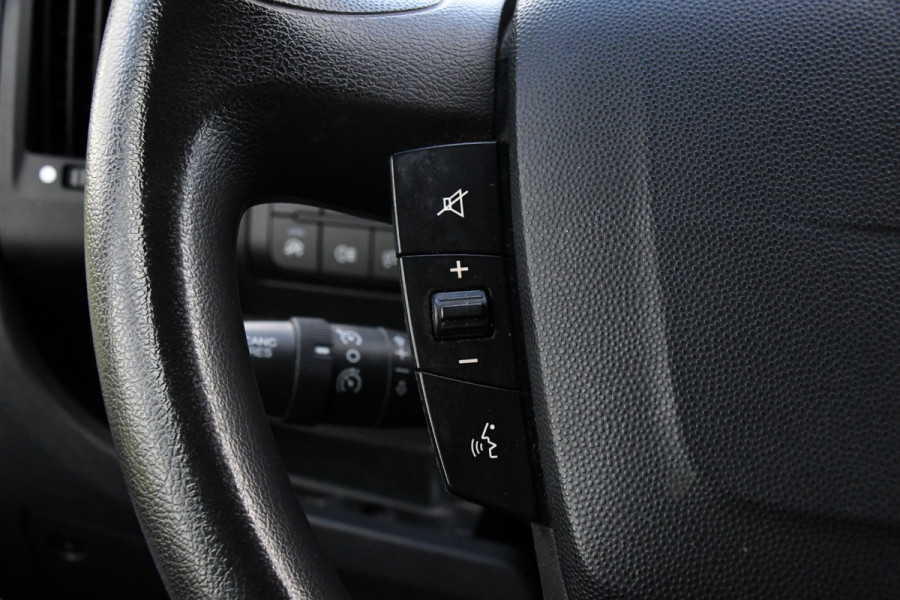 Peugeot Boxer 2.2 BlueHDi 120 L2H2 Premium Cruise, NAVI, Sensoren, Trekhaak, Multimedia, 120pk, Uniek!