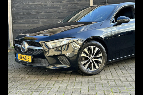Mercedes-Benz A-Klasse 180 Business Solution FM nav / Camera / Half leder / LED