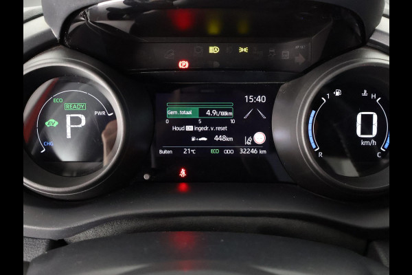 Toyota Yaris Cross 1.5 HYBRID DYNAMIC BI-TONE AUTOMAAT CARPLAY NAVIGATIE. CAMERA .COMPLEET. GARANTIE TOT 5- 2033! Toyota Yaris Cross 1.5 HYBRID DYNAMIC BI-TONE AUTOMAAT CARPLAY NAVIGATIE. CAMERA .COMPLEET. GARANTIE TOT 5- 2033!