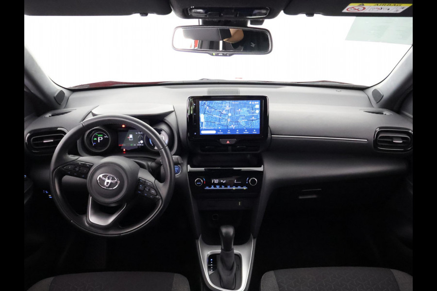 Toyota Yaris Cross 1.5 HYBRID DYNAMIC BI-TONE AUTOMAAT CARPLAY NAVIGATIE. CAMERA .COMPLEET. GARANTIE TOT 5- 2033! Toyota Yaris Cross 1.5 HYBRID DYNAMIC BI-TONE AUTOMAAT CARPLAY NAVIGATIE. CAMERA .COMPLEET. GARANTIE TOT 5- 2033!