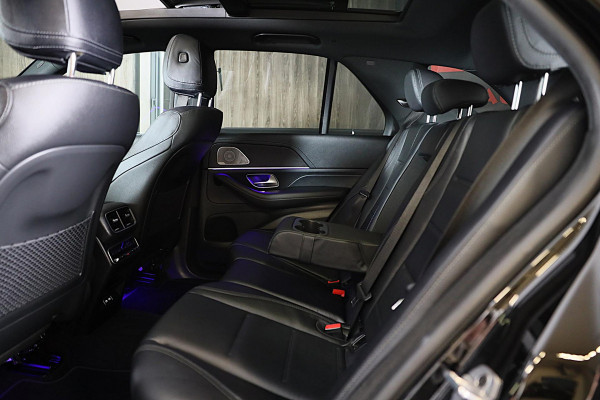 Mercedes-Benz GLE 400 e 4MATIC AMG 63 Look / FACELIFT / Head Up / Leder / 360 Camera / Memory / Open Pano / 22 Inch / Led Mercedes-Benz GLE 400 e 4MATIC AMG 63 Look / FACELIFT / Head Up / Leder / 360 Camera / Memory / Open Pano / 22 Inch / Led