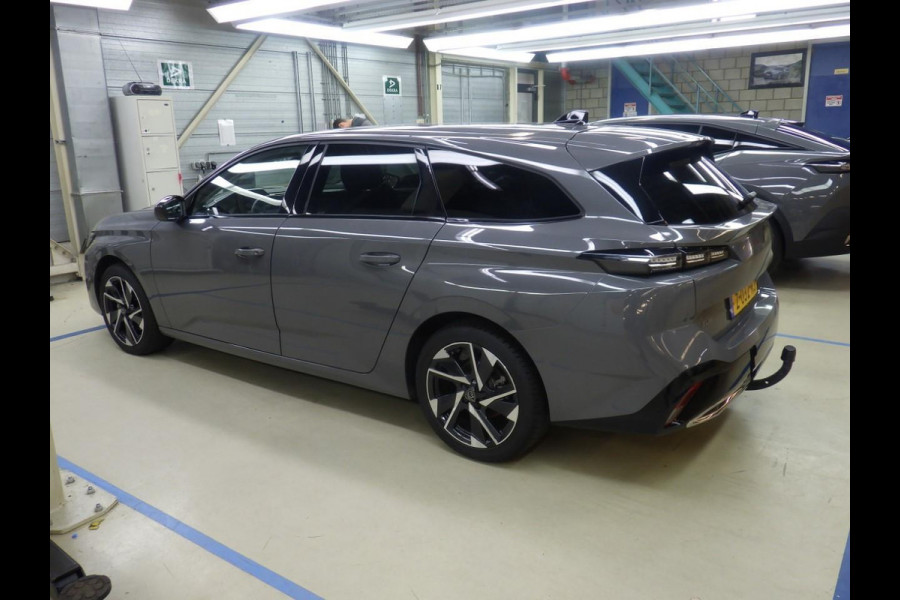 Peugeot 308 SW 1.2 PureTech Allure Afn. Trekhaak Peugeot 308 SW 1.2 PureTech Allure Afn. Trekhaak
