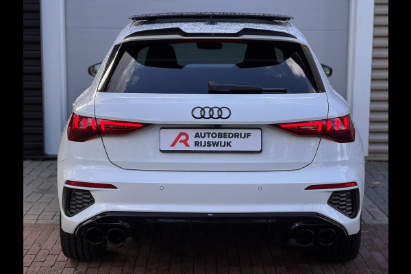 Audi A3 Sportback 45 TFSI e S3 Competition Pano/B&O/Memory Audi A3 Sportback 45 TFSI e S3 Competition Pano/B&O/Memory