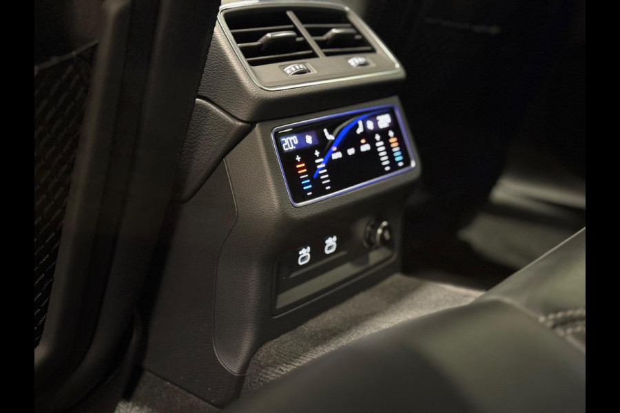 Audi A7 Sportback 50 TFSI e 299PK Quattro 3X S-Line, Virtual Cockpit, Pano, Black Optik, ACC, Hud, 360 Cam, B&O, Leder, Onderhoud Audi A7 Sportback 50 TFSI e 299PK Quattro 3X S-Line, Virtual Cockpit, Pano, Black Optik, ACC, Hud, 360 Cam, B&O, Leder, Onderhoud