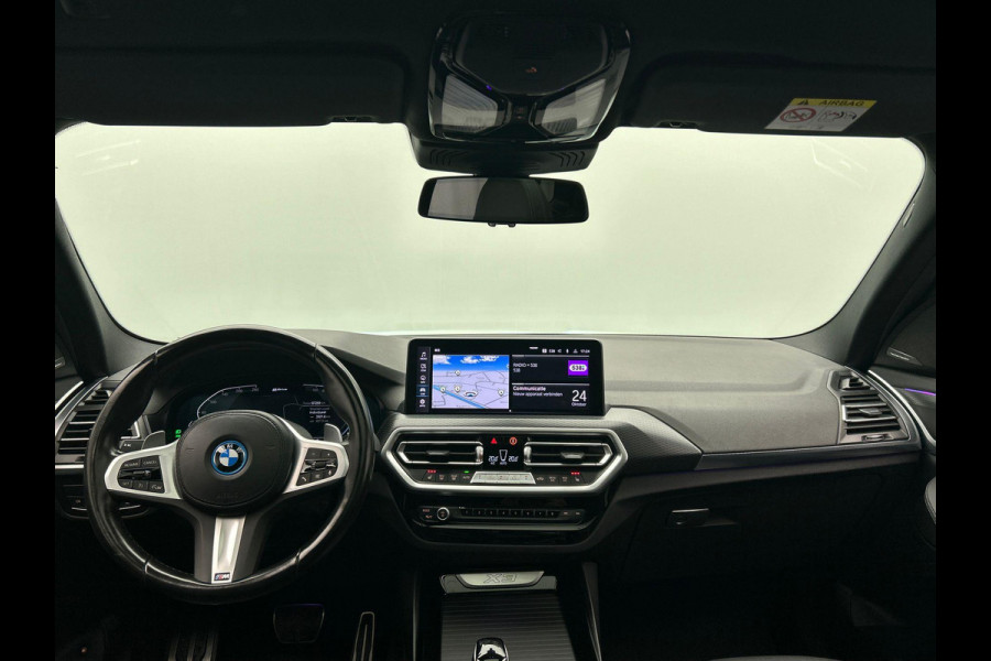 BMW X3 XDrive30e High Executive M-Sport Pano/dak Harman/Kardon Head/up BMW X3 XDrive30e High Executive M-Sport Pano/dak Harman/Kardon Head/up