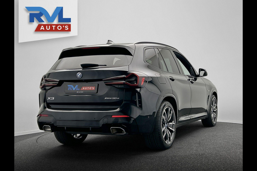 BMW X3 XDrive30e High Executive M-Sport Pano/dak Harman/Kardon Head/up BMW X3 XDrive30e High Executive M-Sport Pano/dak Harman/Kardon Head/up