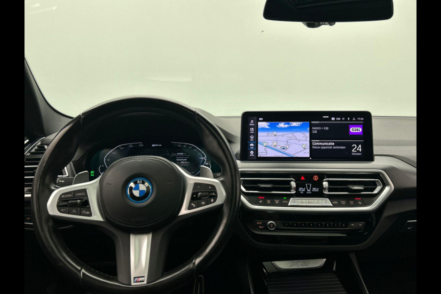 BMW X3 XDrive30e High Executive M-Sport Pano/dak Harman/Kardon Head/up BMW X3 XDrive30e High Executive M-Sport Pano/dak Harman/Kardon Head/up
