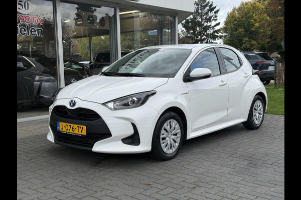Toyota Yaris 1.5 Hybrid 116pk Active | Apple CarPlay/Android auto, Parkeercamera, Adaptive cruise control, Regensensor Toyota Yaris 1.5 Hybrid 116pk Active | Apple CarPlay/Android auto, Parkeercamera, Adaptive cruise control, Regensensor