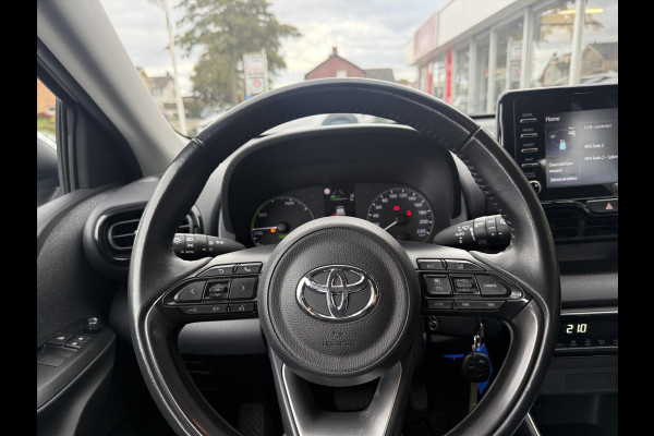 Toyota Yaris 1.5 Hybrid 116pk Active | Apple CarPlay/Android auto, Parkeercamera, Adaptive cruise control, Regensensor Toyota Yaris 1.5 Hybrid 116pk Active | Apple CarPlay/Android auto, Parkeercamera, Adaptive cruise control, Regensensor