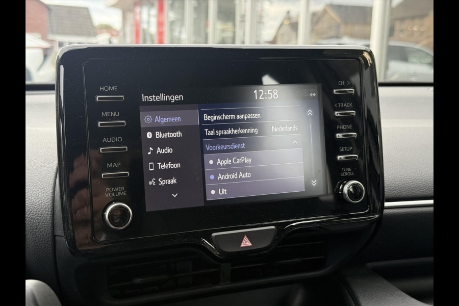 Toyota Yaris 1.5 Hybrid 116pk Active | Apple CarPlay/Android auto, Parkeercamera, Adaptive cruise control, Regensensor Toyota Yaris 1.5 Hybrid 116pk Active | Apple CarPlay/Android auto, Parkeercamera, Adaptive cruise control, Regensensor