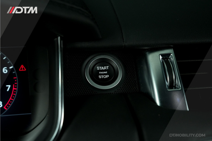 Land Rover Range Rover Sport P400e HSE Dynamic | SVO | Panoramadak | HuD | Alcantara Land Rover Range Rover Sport P400e HSE Dynamic | SVO | Panoramadak | HuD | Alcantara