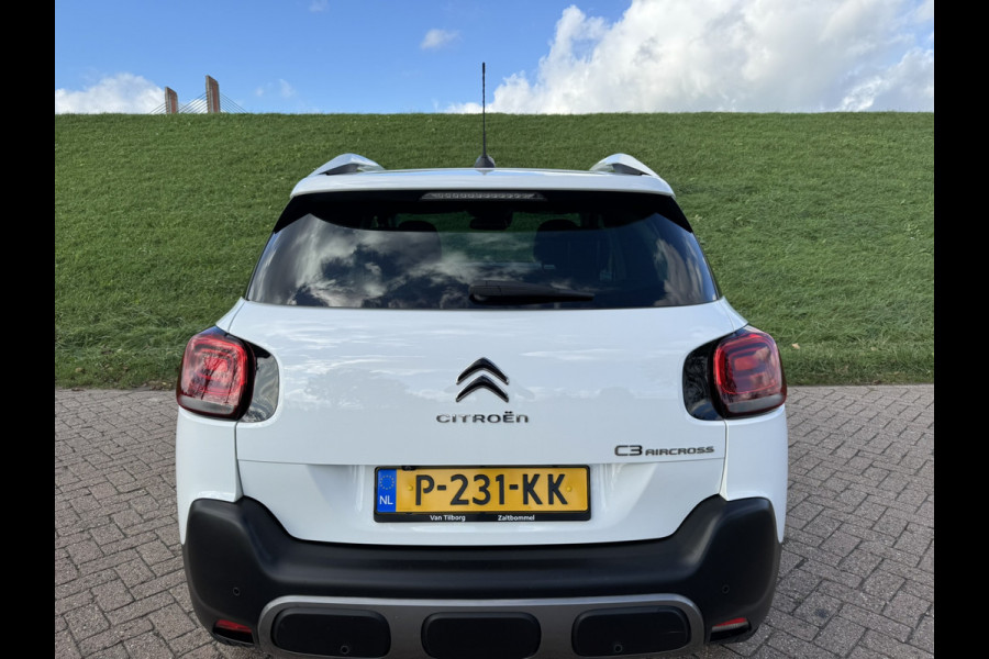 Citroën C3 Aircross 1.2 PureTech S&S Shine Half Leder | Stoelverwarming | Schuif- / Panodak | Grip Control Citroën C3 Aircross 1.2 PureTech S&S Shine Half Leder | Stoelverwarming | Schuif- / Panodak | Grip Control