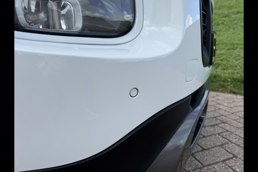 Citroën C3 Aircross 1.2 PureTech S&S Shine Half Leder | Stoelverwarming | Schuif- / Panodak | Grip Control Citroën C3 Aircross 1.2 PureTech S&S Shine Half Leder | Stoelverwarming | Schuif- / Panodak | Grip Control