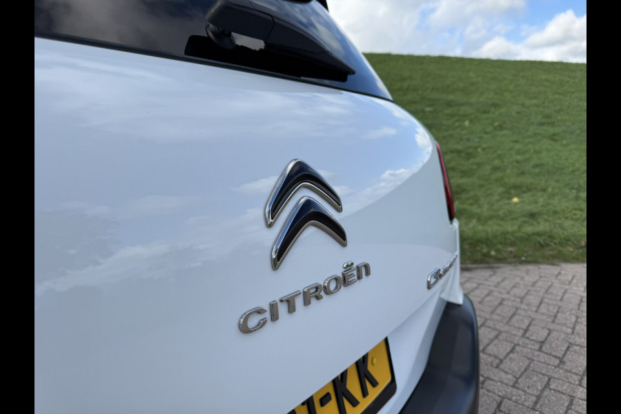 Citroën C3 Aircross 1.2 PureTech S&S Shine Half Leder | Stoelverwarming | Schuif- / Panodak | Grip Control Citroën C3 Aircross 1.2 PureTech S&S Shine Half Leder | Stoelverwarming | Schuif- / Panodak | Grip Control